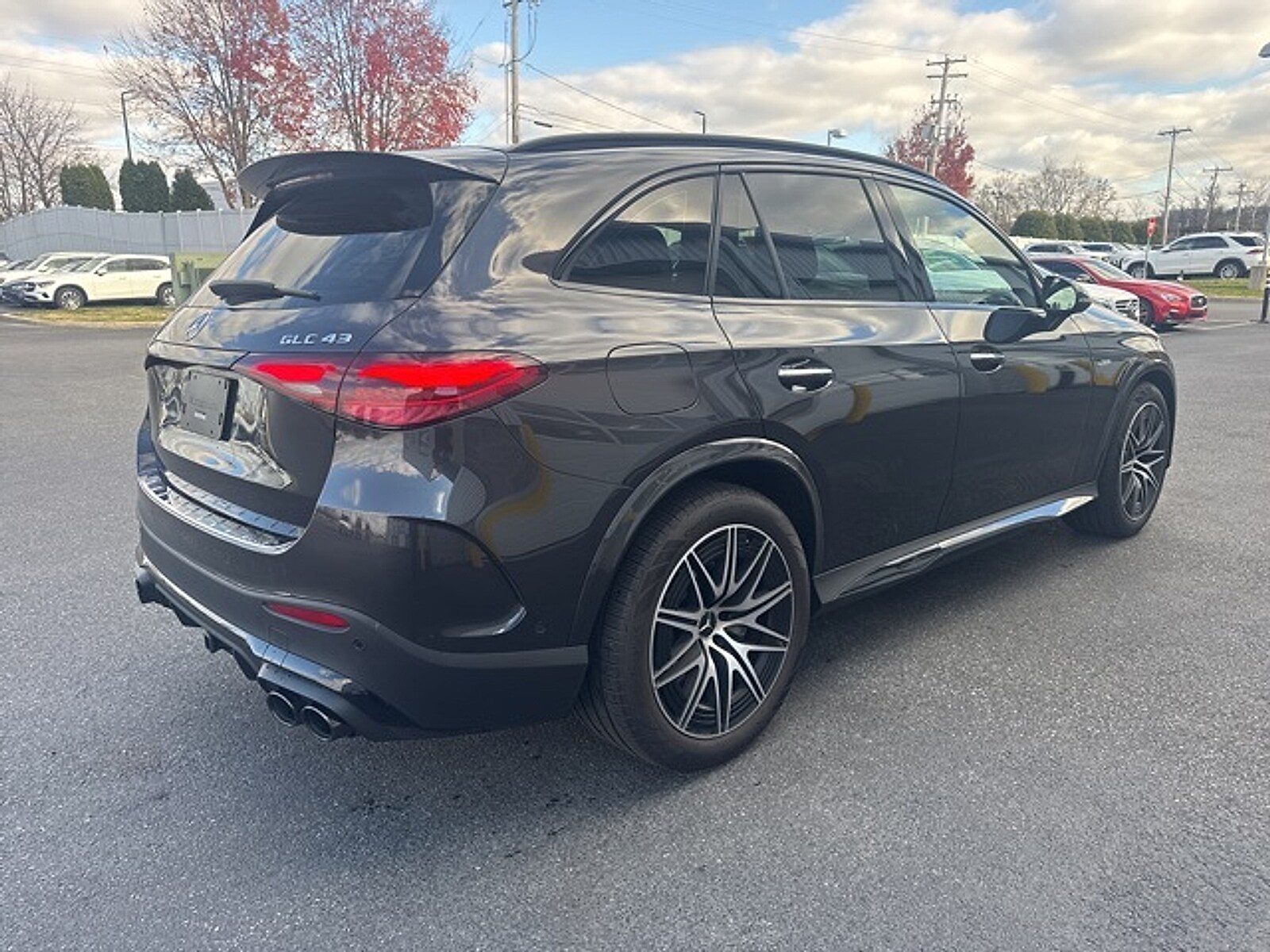 2024 Mercedes Benz GLC AMG 43 4MATIC photo 3