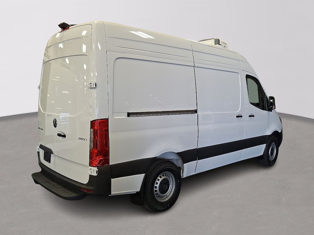 New 2026 Mercedes-Benz Sprinter 2500 Standard Roof 4-Cyl Diesel HO Van Cargo Van