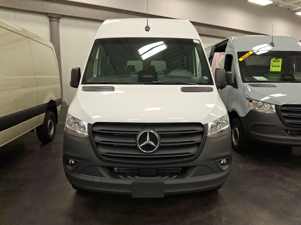 New 2026 Mercedes-Benz Sprinter 2500 Standard Roof 4-Cyl Diesel HO Van Cargo Van