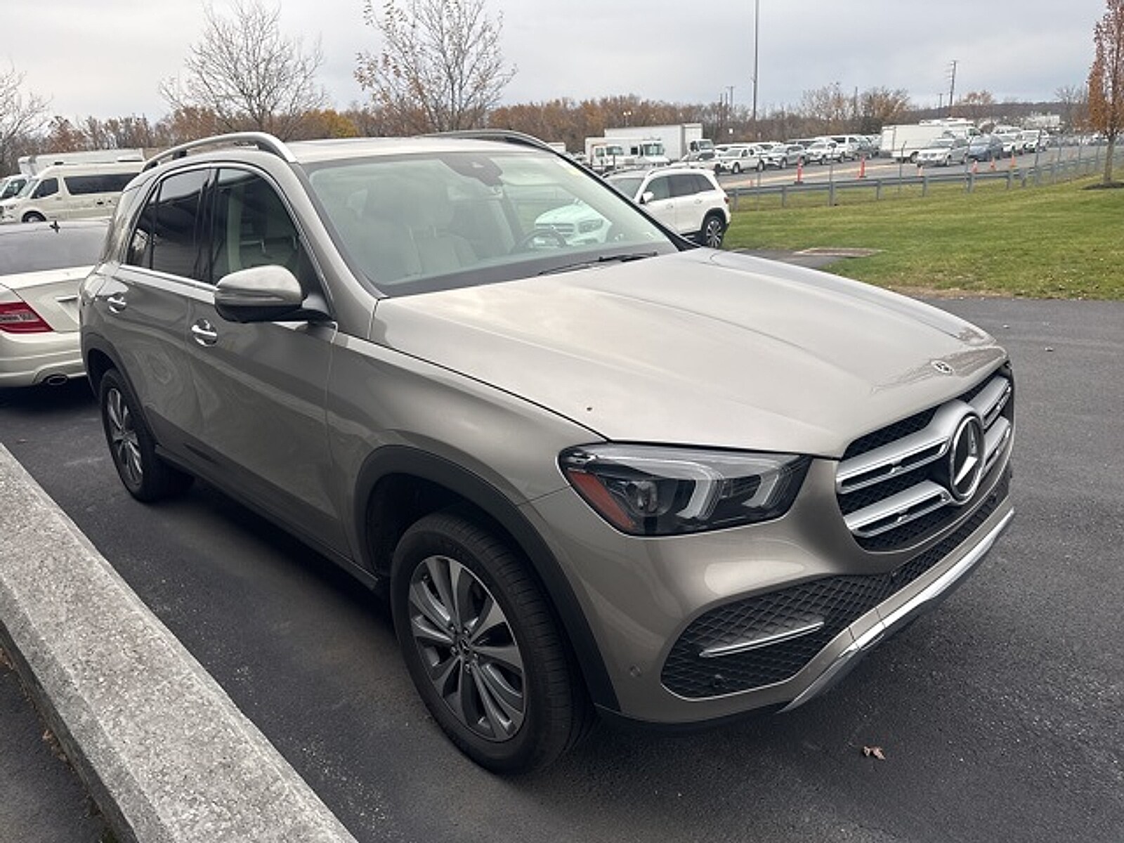 2020 Mercedes Benz GLE 450 4MATIC photo 2