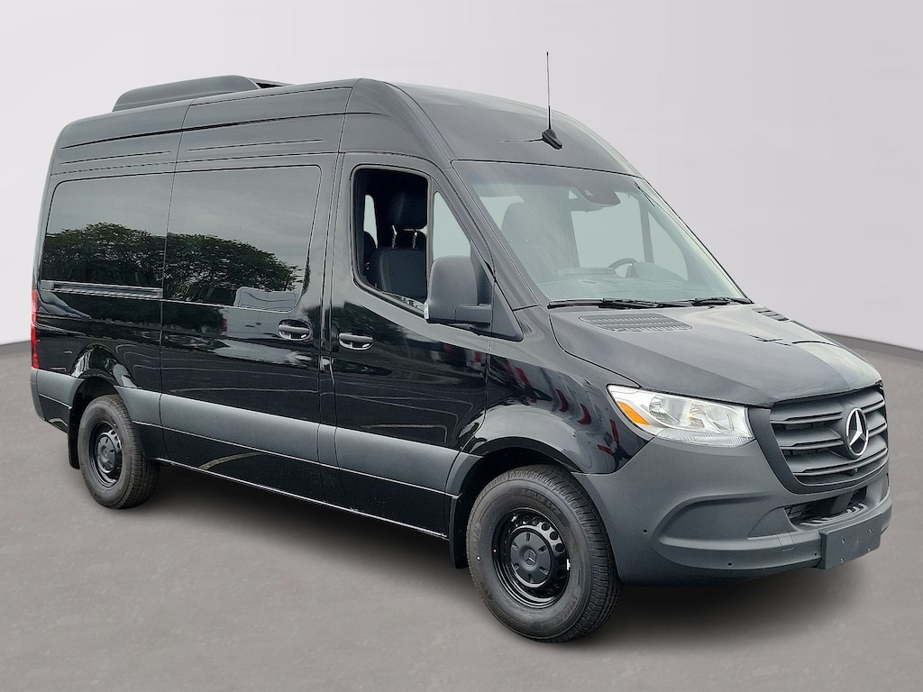 New 2024 Mercedes-Benz Sprinter 2500 Standard Roof 4-Cyl Diesel HO Van