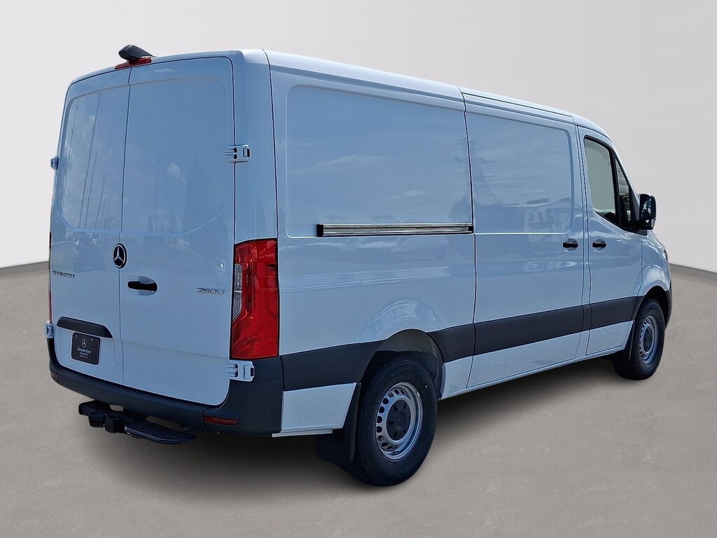 New 2026 Mercedes-Benz Sprinter 2500 Standard Roof 4-Cyl Diesel Van Cargo Van