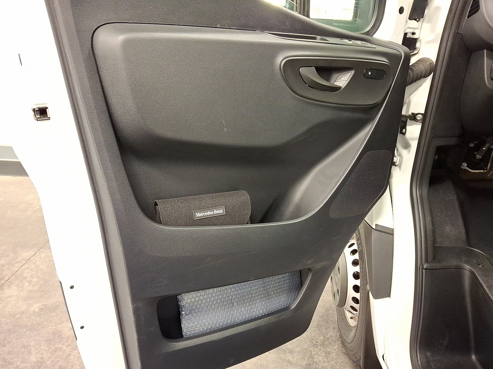 2024 Mercedes-Benz Sprinter Cab Chassis Base - Photo 10