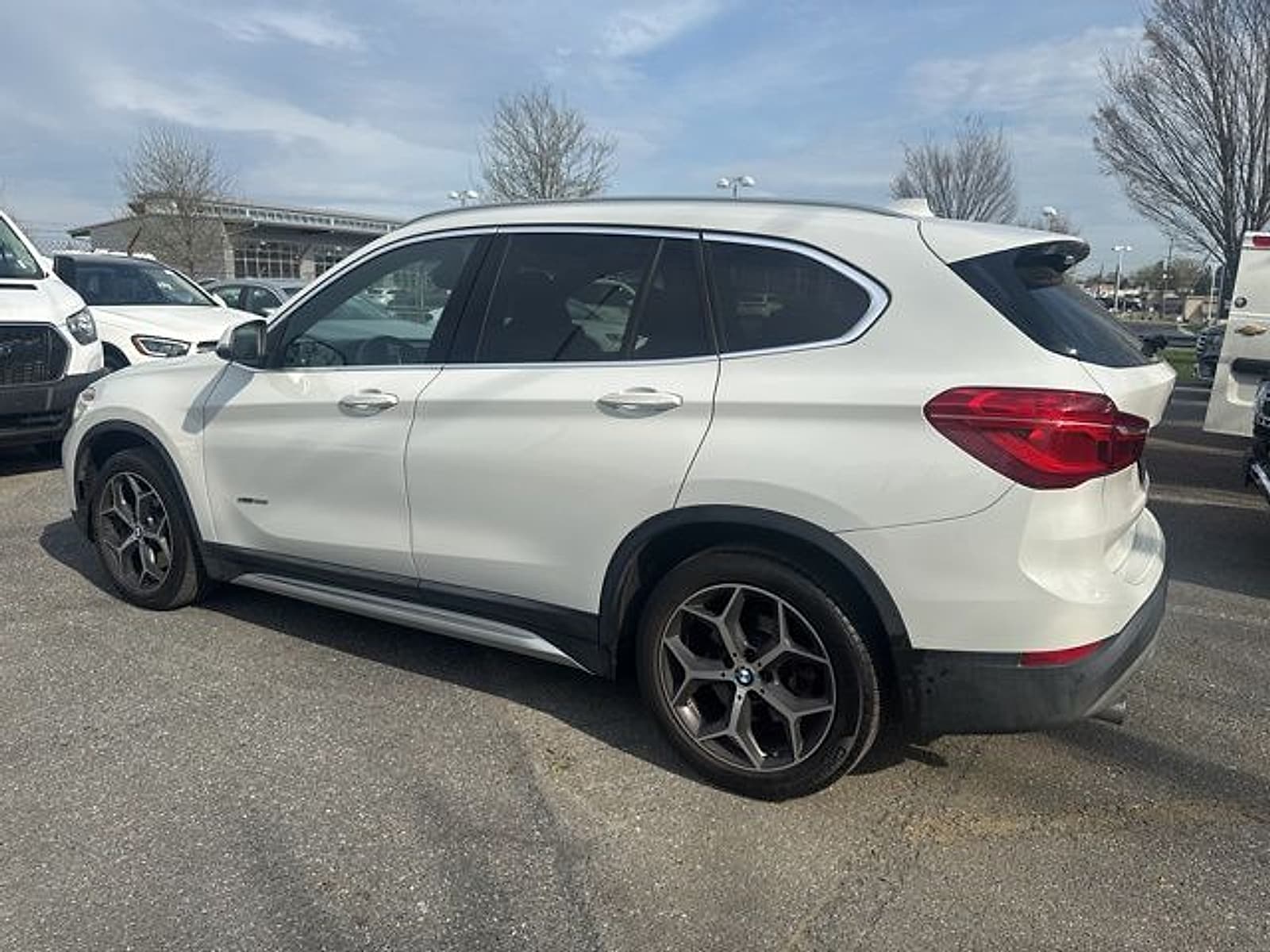 Used 2017 BMW X1 28i with VIN WBXHT3Z3XH4A55302 for sale in East Petersburg, PA