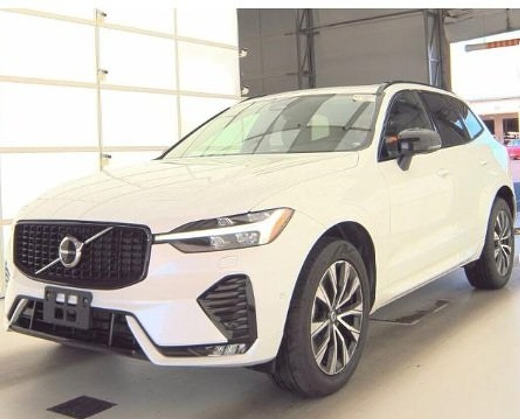 Used 2023 Volvo XC60 B5 AWD Plus Dark SUV