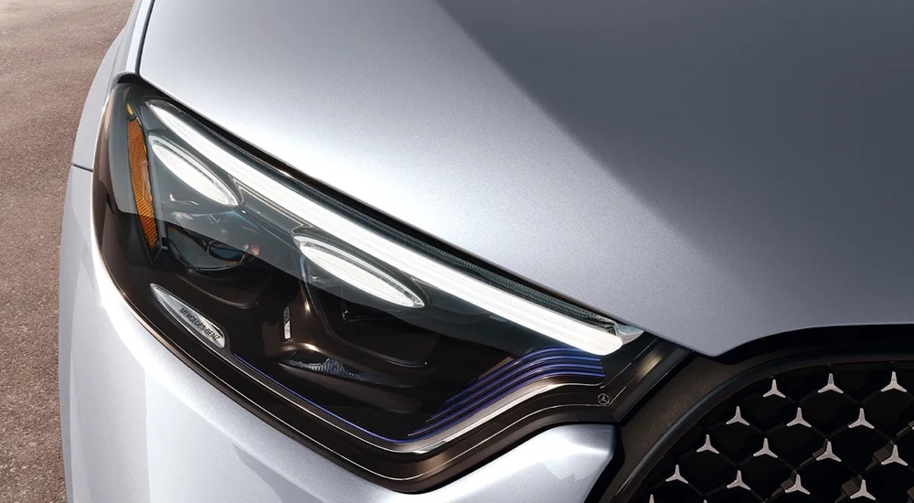 Close-up of the headlight on a 2025 Mercedes-Benz GLC 300 Pinnacle.