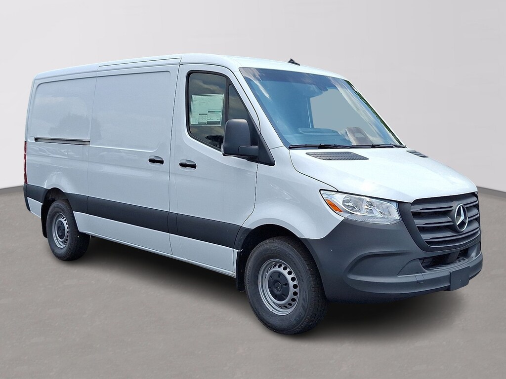 New 2025 Mercedes-Benz Sprinter 2500 Standard Roof 4-Cyl Diesel Van Cargo Van