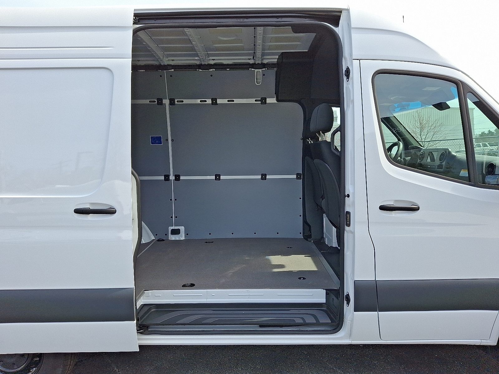 2024 Mercedes-Benz Sprinter Cargo Van Base - Photo 8