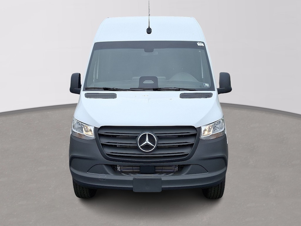 New 2025 Mercedes-Benz Sprinter 2500 Standard Roof 4-Cyl Diesel Van Cargo Van