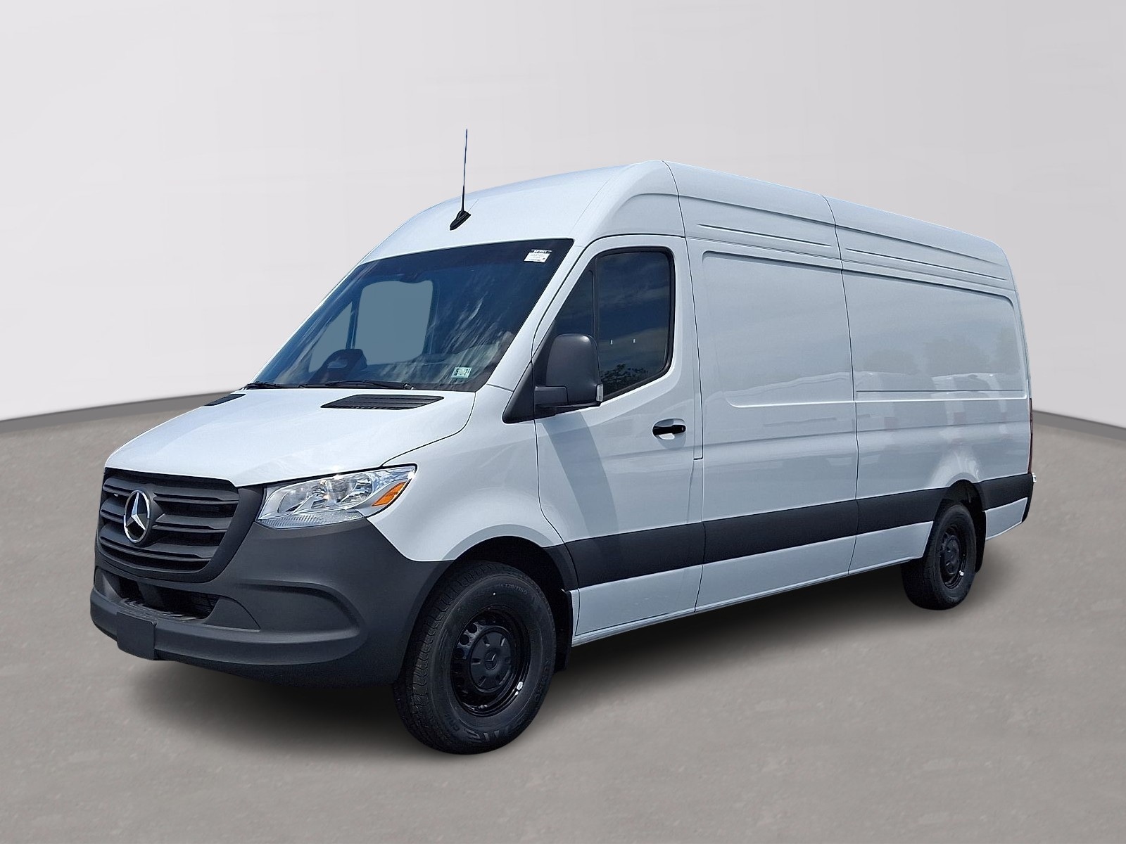 2026 Mercedes-Benz Sprinter 2500 170 WB HO High Roof's photo