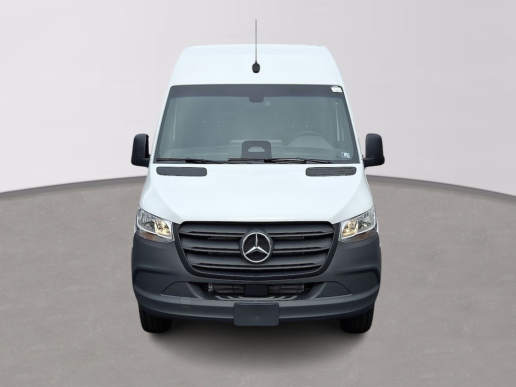 New 2026 Mercedes-Benz Sprinter Cargo Van Standard Roof 4-Cyl Diesel HO