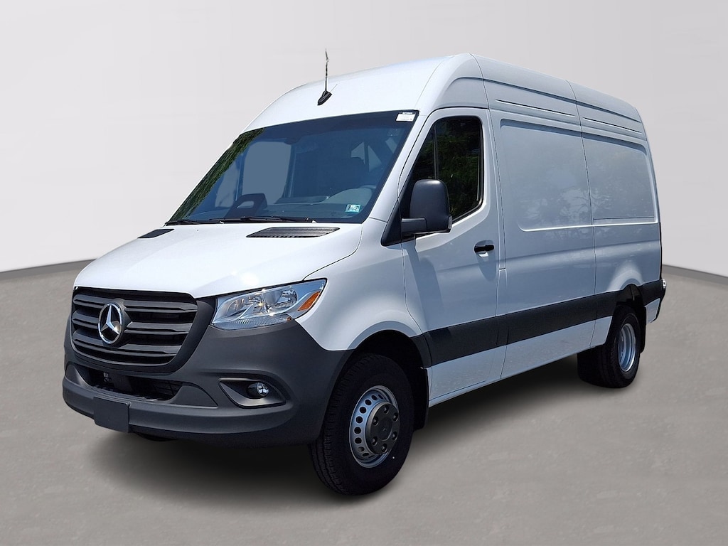 New 2026 Mercedes-Benz Sprinter 3500 Standard Roof 4-Cyl Diesel HO Van Cargo Van