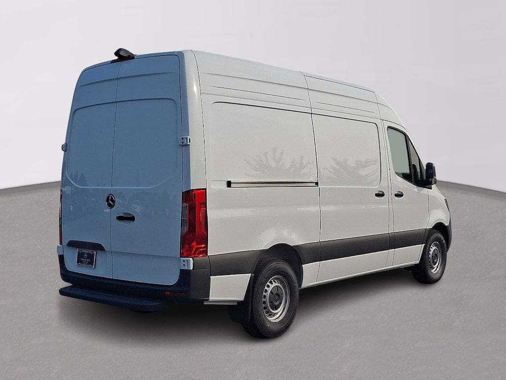 New 2026 Mercedes-Benz Sprinter 2500 Standard Roof 4-Cyl Diesel