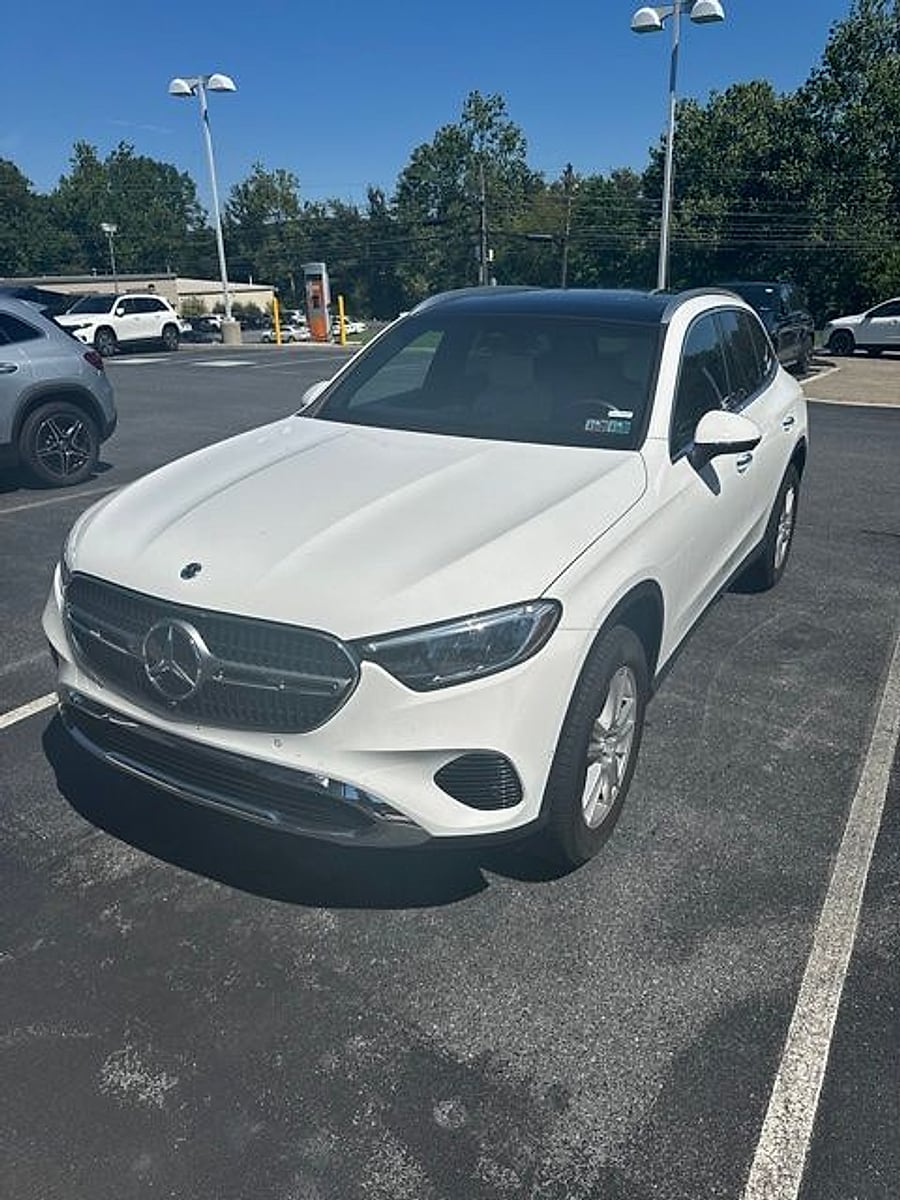 2023 Mercedes-Benz GLC