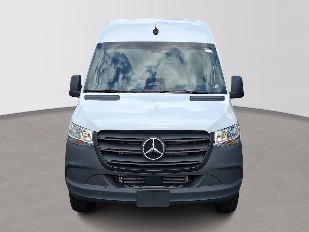 New 2025 Mercedes-Benz Sprinter 2500 Standard Roof 4-Cyl Diesel Van Cargo Van