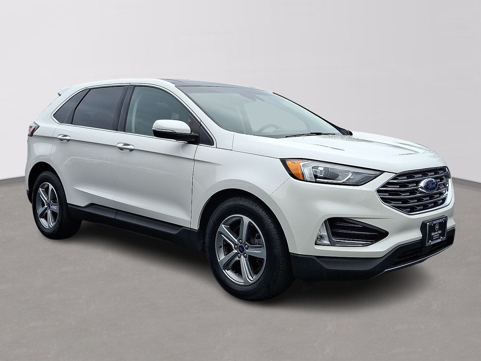 2020 Ford Edge SEL photo 3