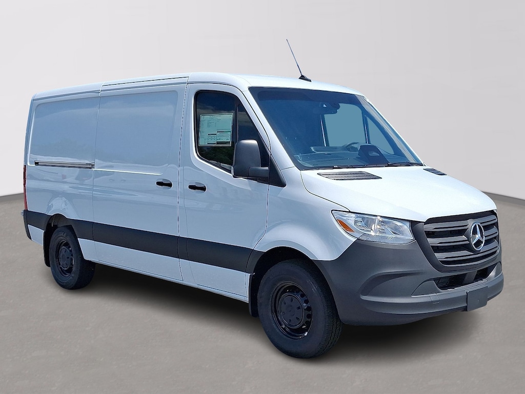 New 2025 Mercedes-Benz Sprinter 2500 Standard Roof 4-Cyl Diesel Van Cargo Van