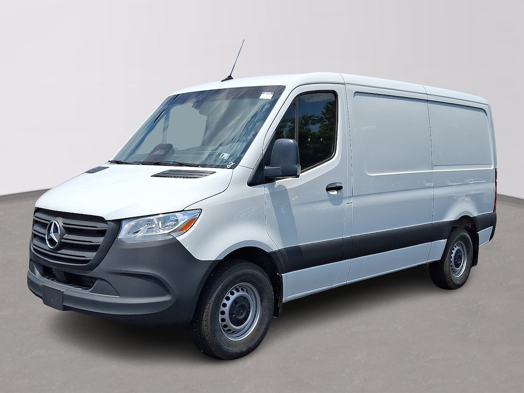 New 2025 Mercedes-Benz Sprinter 2500 Standard Roof 4-Cyl Diesel Van Cargo Van