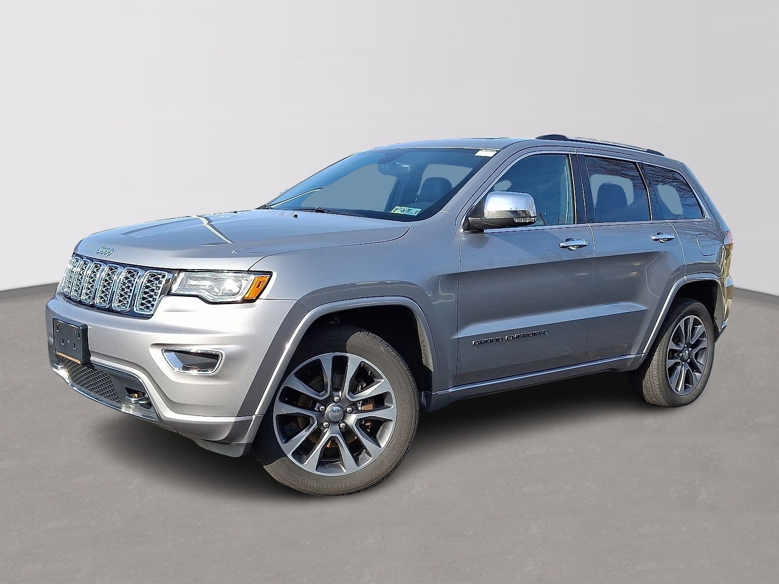 2017 Jeep Grand Cherokee Overland's photo