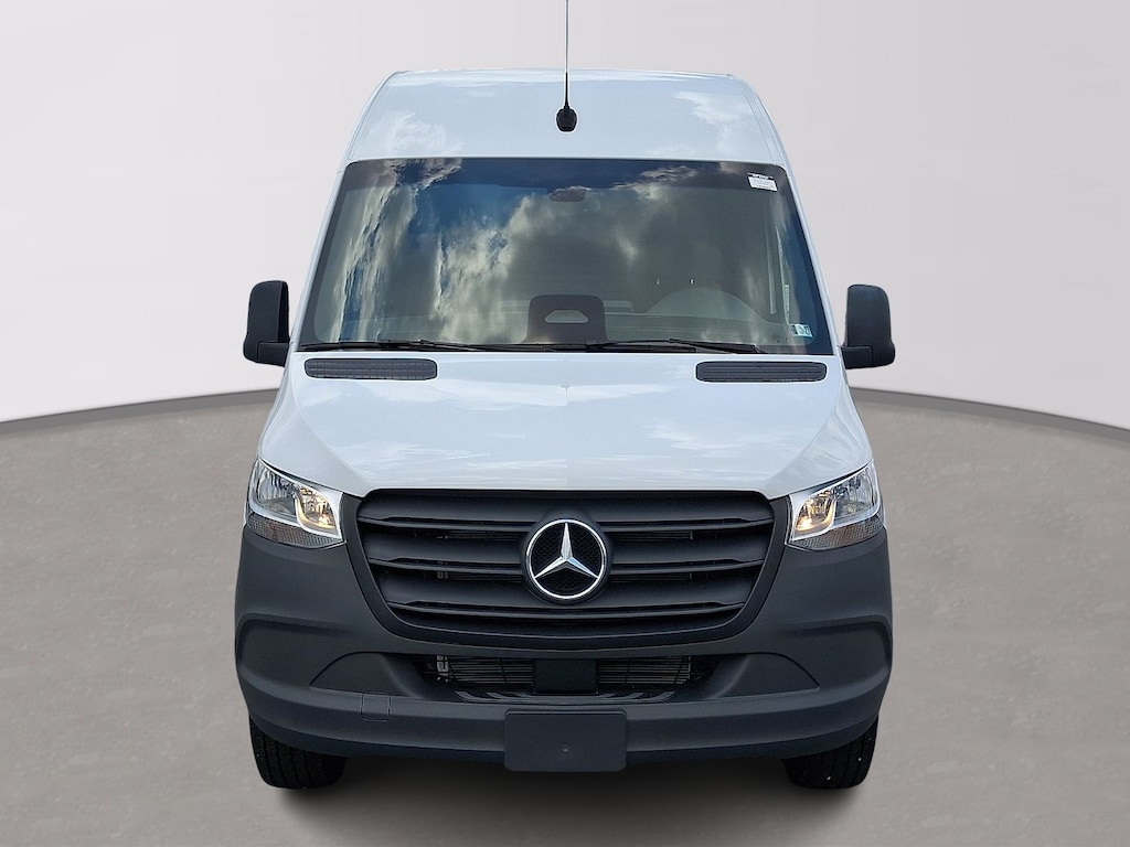 New 2025 Mercedes-Benz Sprinter 2500 Standard Roof 4-Cyl Diesel Van Cargo Van