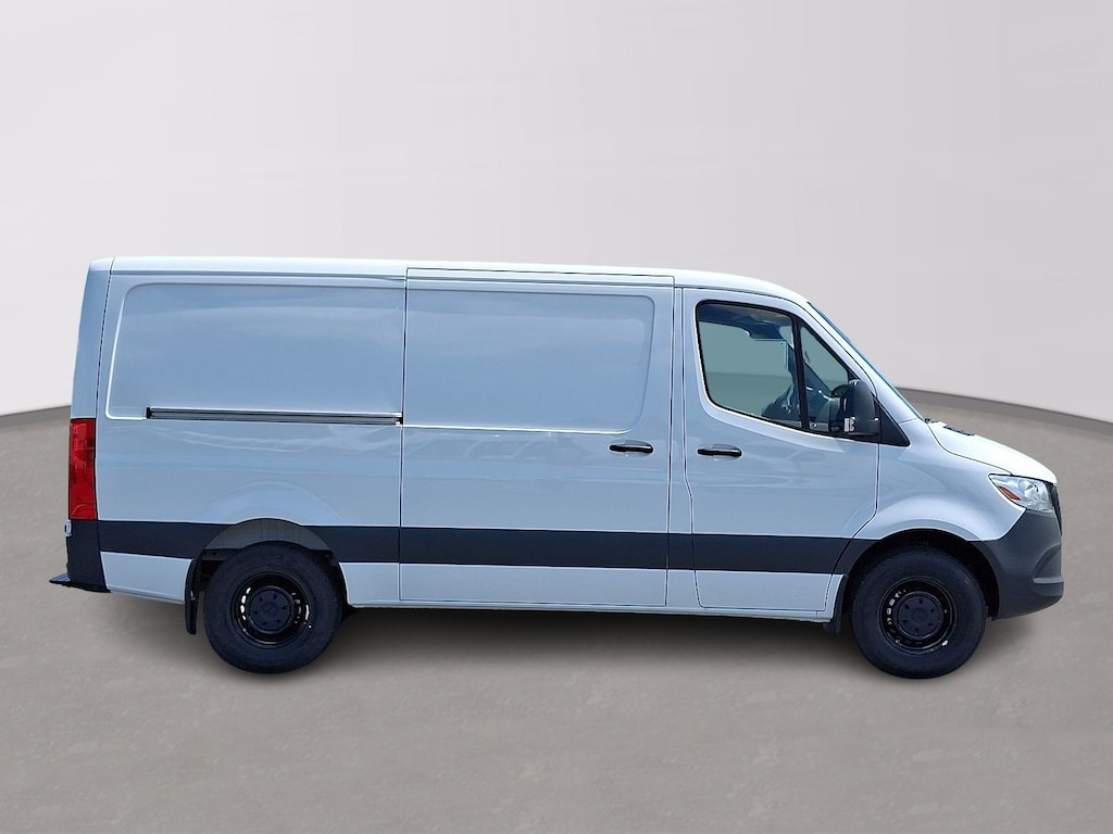 New 2025 Mercedes-Benz Sprinter 2500 Standard Roof 4-Cyl Diesel Van Cargo Van