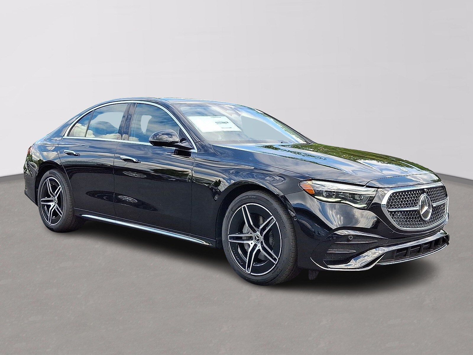 2026 Mercedes Benz E 4MATIC Sedan photo 3