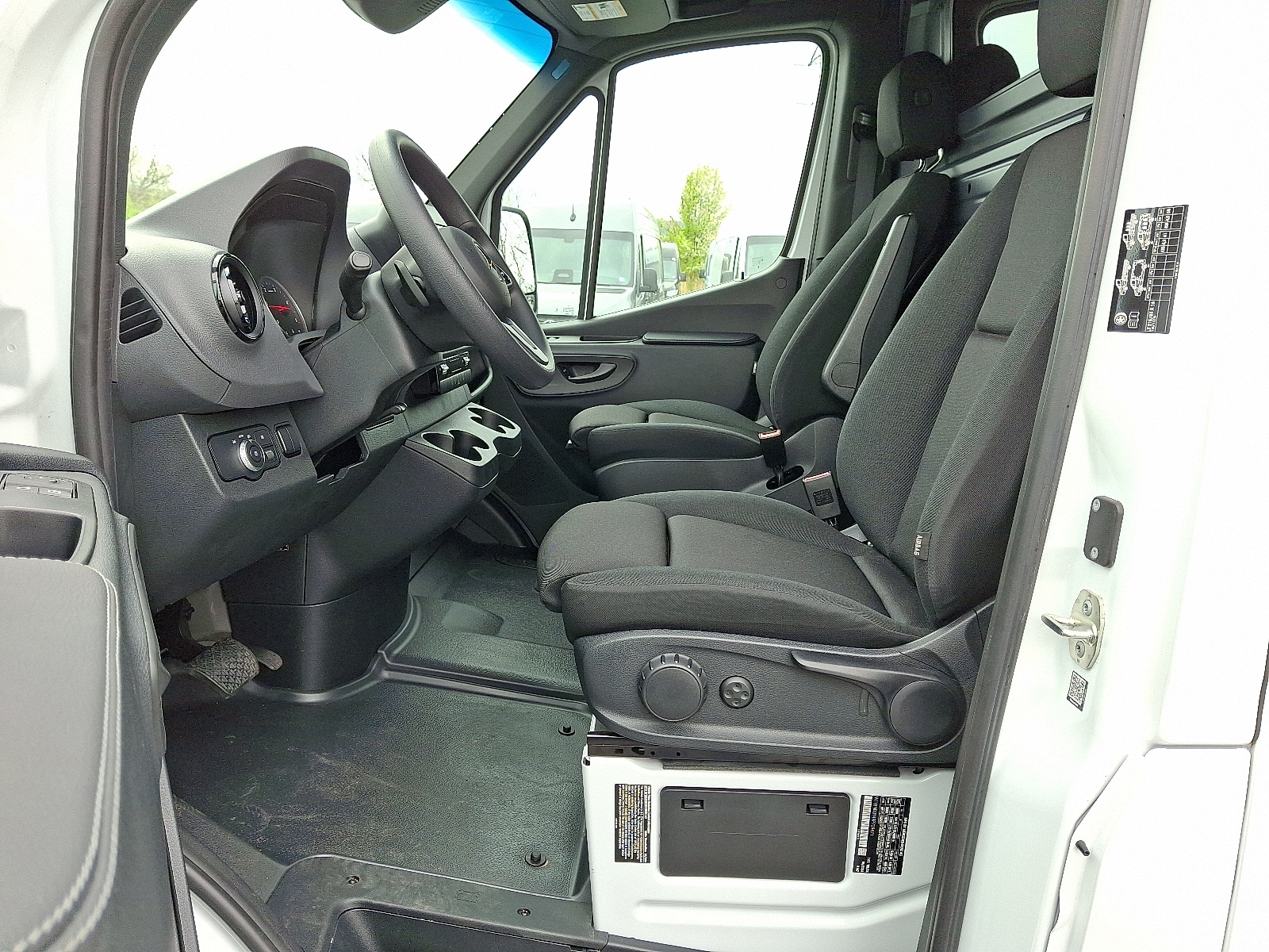 2024 Mercedes-Benz Sprinter Cargo Van Base - Photo 14