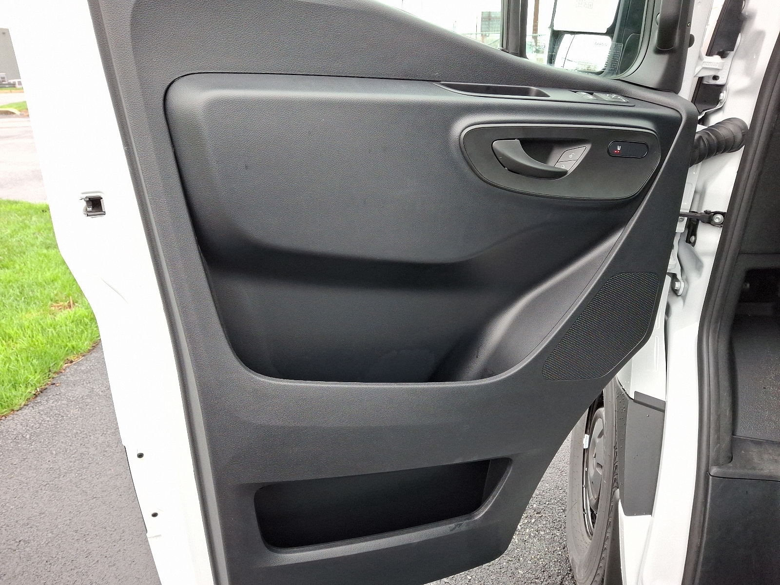 2025 Mercedes-Benz Sprinter Cargo Van Base - Photo 14
