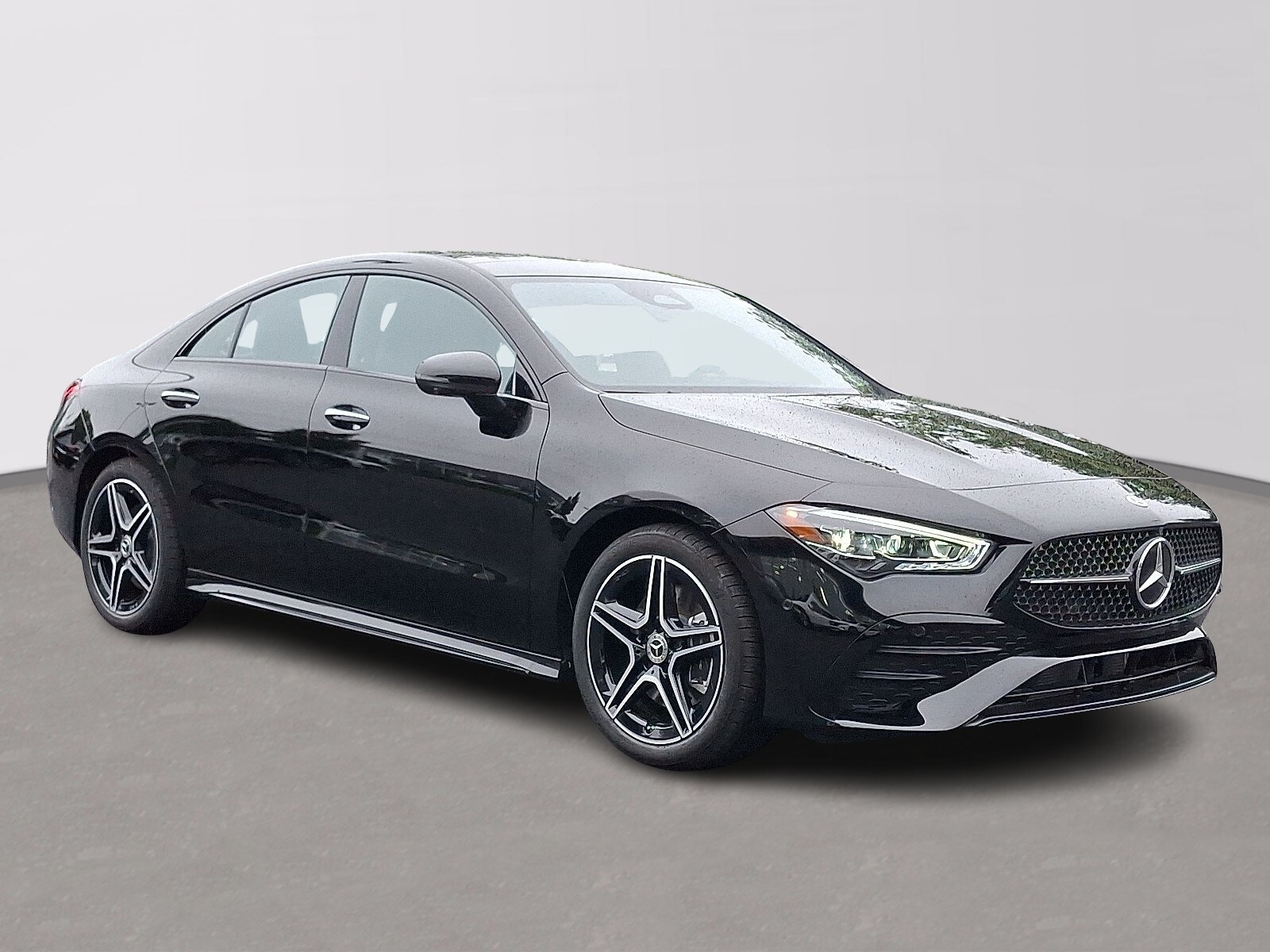 2026 Mercedes Benz CLA 250 4MATIC photo 3