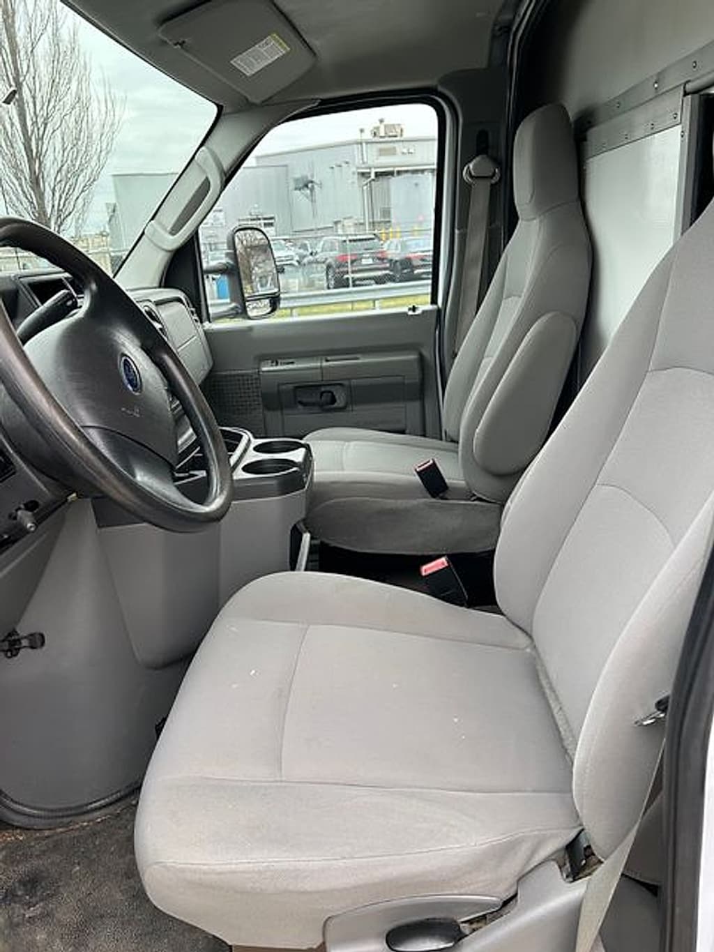 Used 2015 Ford E-350 Cutaway Base Truck