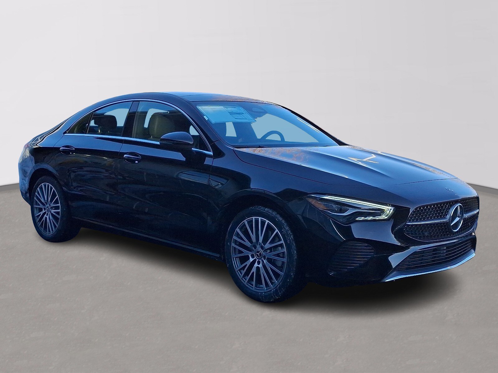 2025 Mercedes Benz CLA 250 4MATIC photo 3