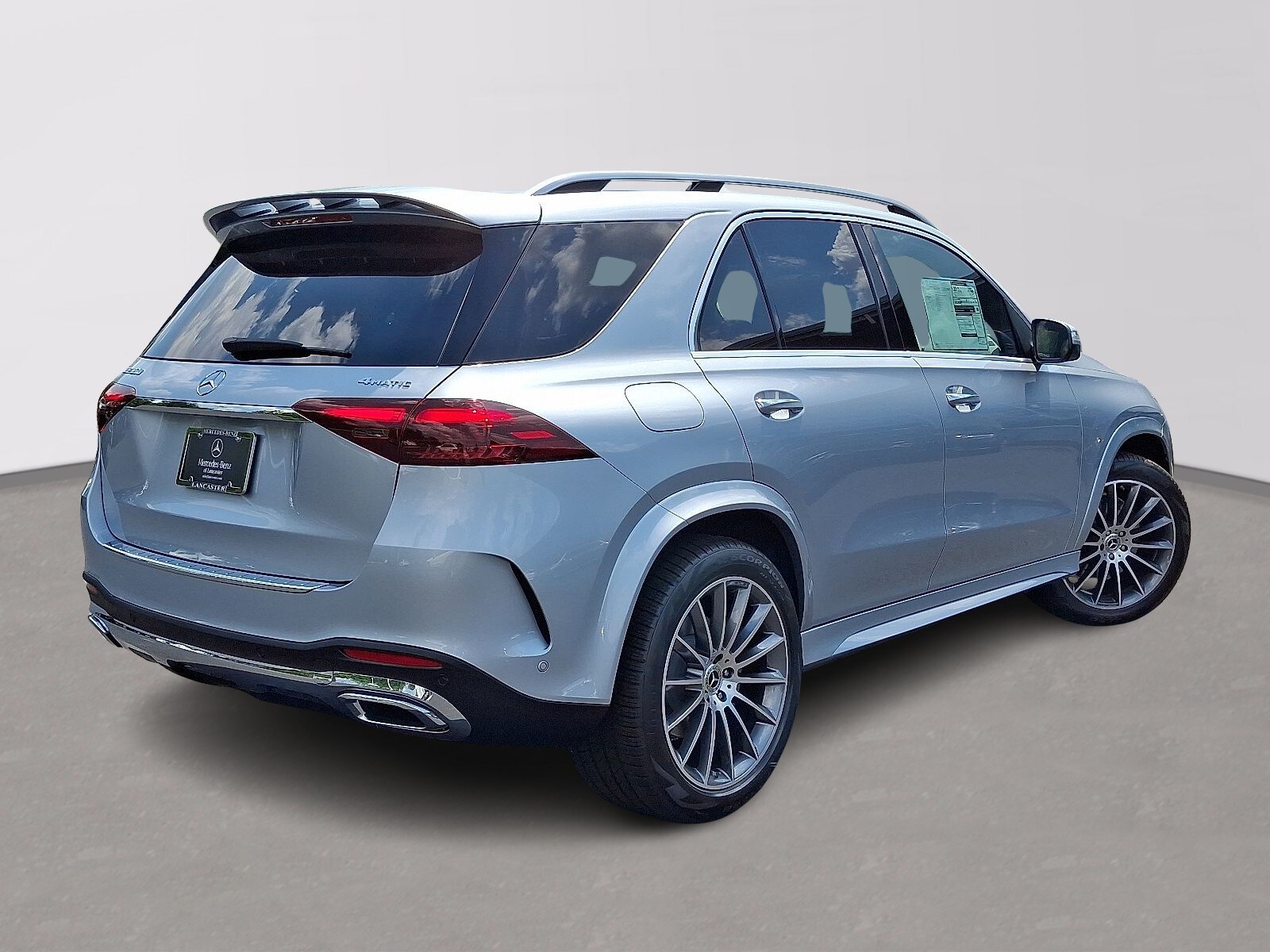 2025 Mercedes Benz GLE 350 4MATIC photo 4