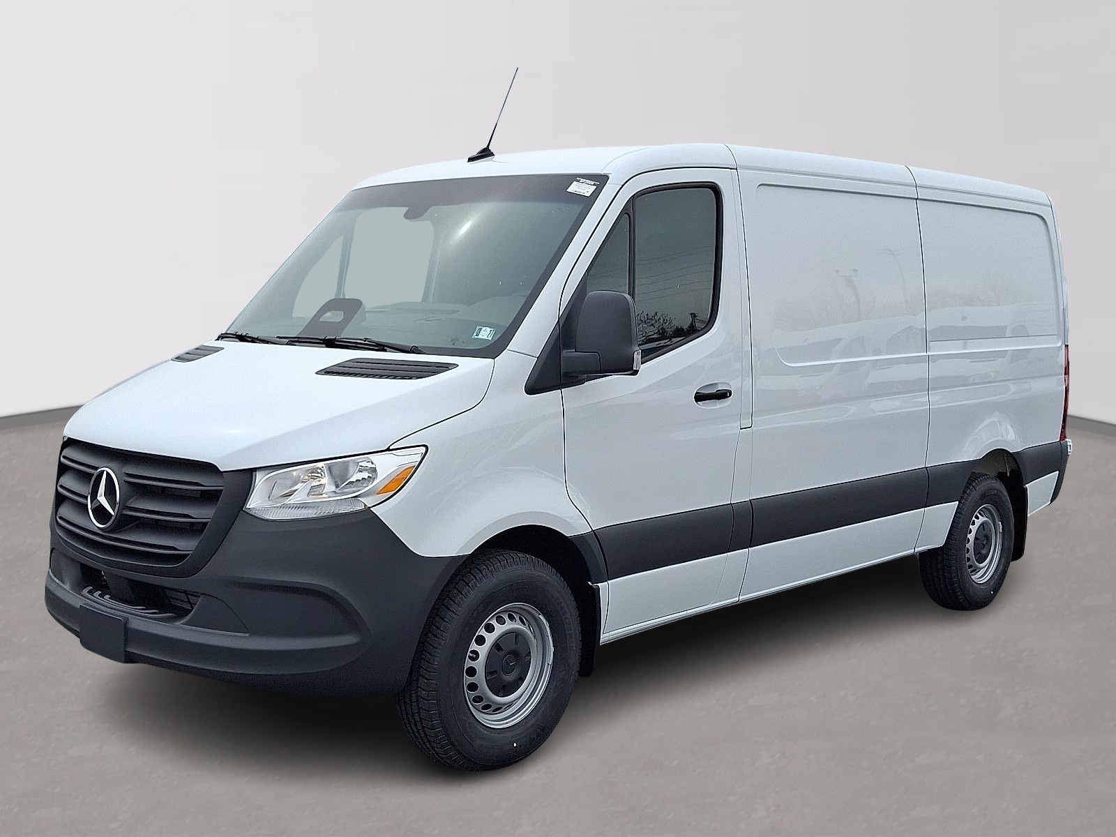 2026 Mercedes-Benz Sprinter 2500 144 WB HO's photo
