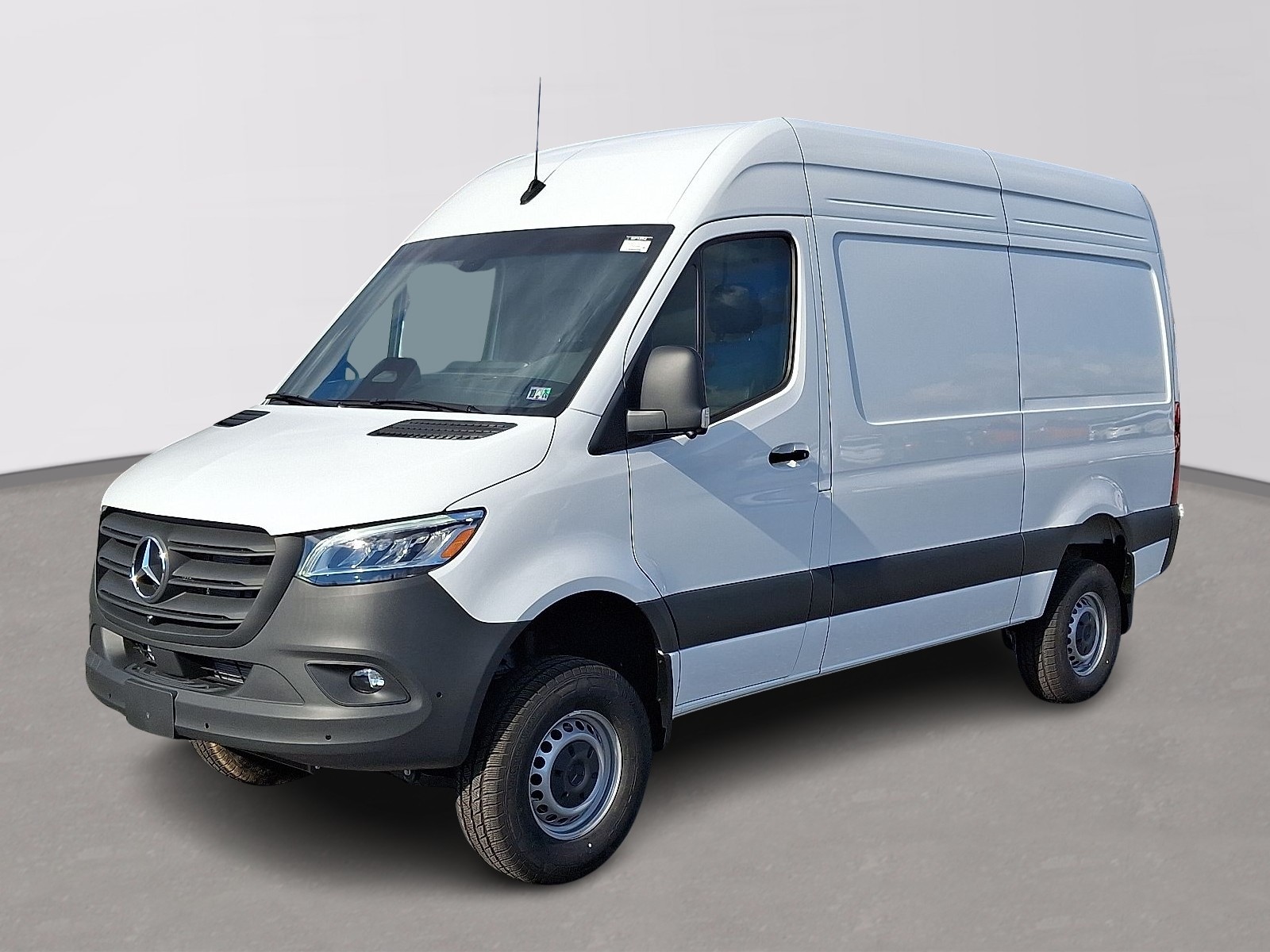 2026 Mercedes-Benz Sprinter Cargo Van Base's photo