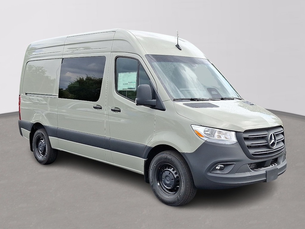 New 2025 Mercedes-Benz Sprinter 2500 Standard Roof 4-Cyl Diesel HO Van Crew Van