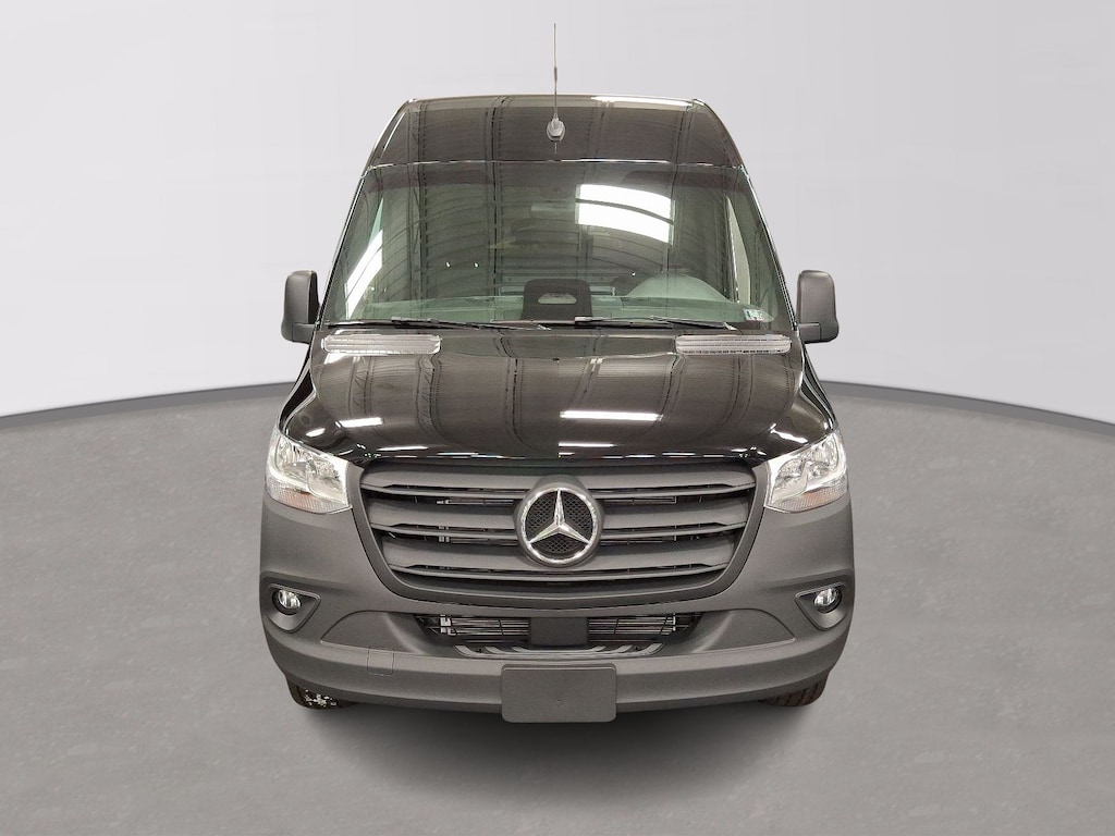 New 2025 Mercedes-Benz Sprinter 2500 Standard Roof 4-Cyl Diesel Van Cargo Van