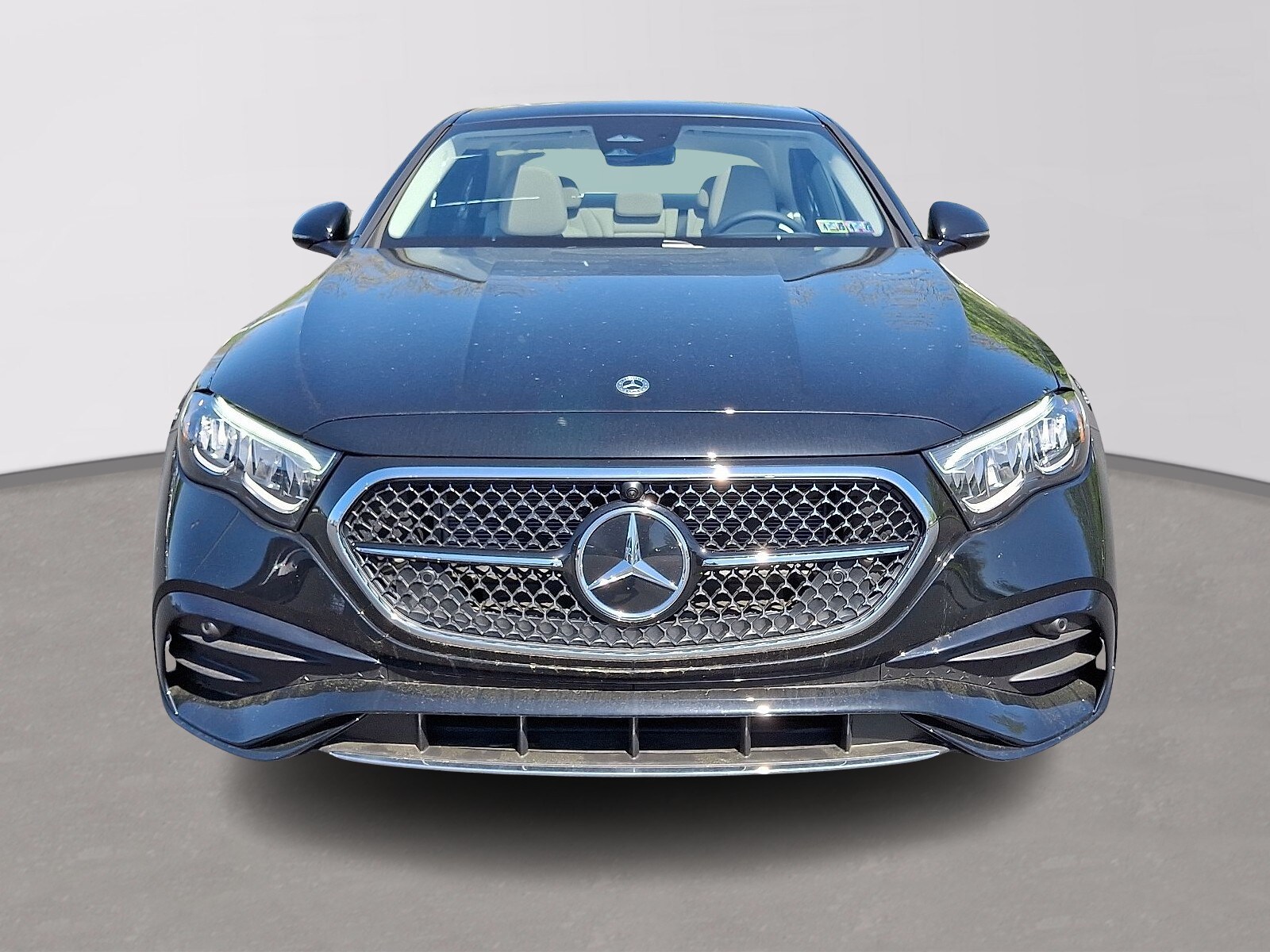 2025 Mercedes Benz E 450 4MATIC Sedan photo 2