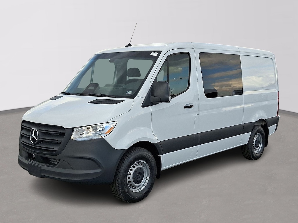 New 2025 Mercedes-Benz Sprinter 2500 Standard Roof 4-Cyl Diesel Van Crew Van