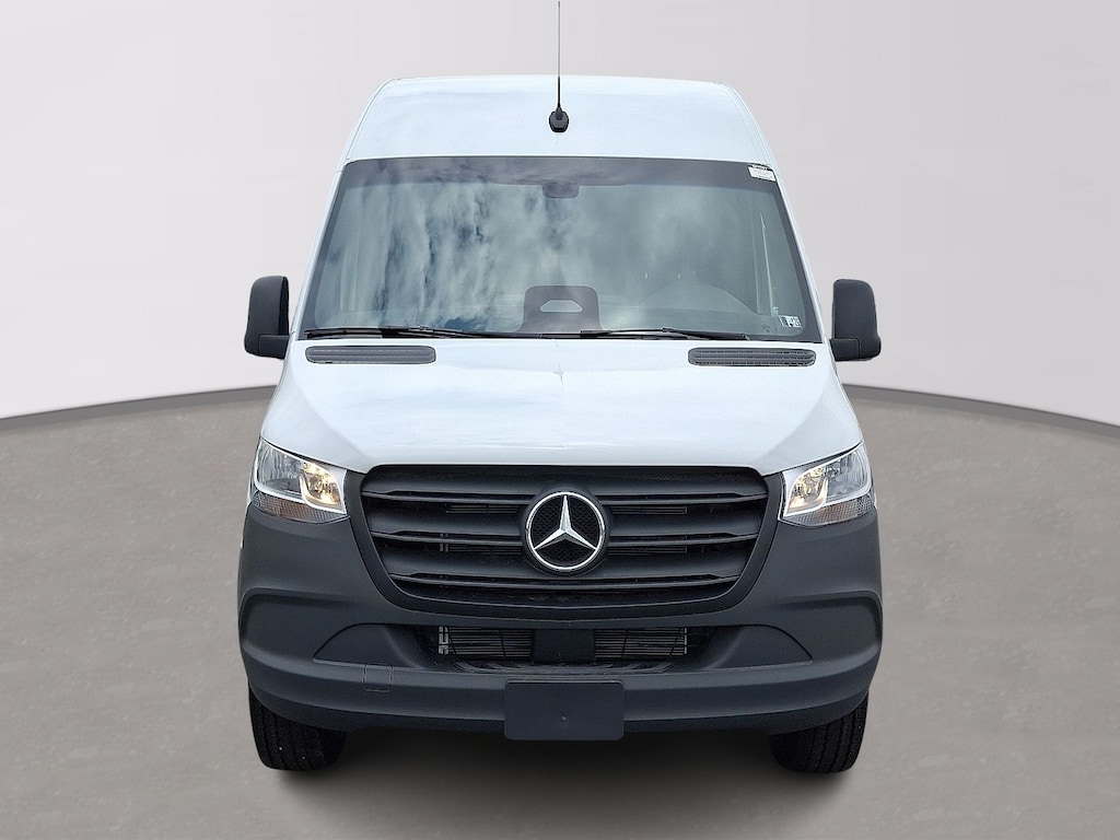New 2025 Mercedes-Benz Sprinter 2500 Standard Roof 4-Cyl Diesel Van Cargo Van