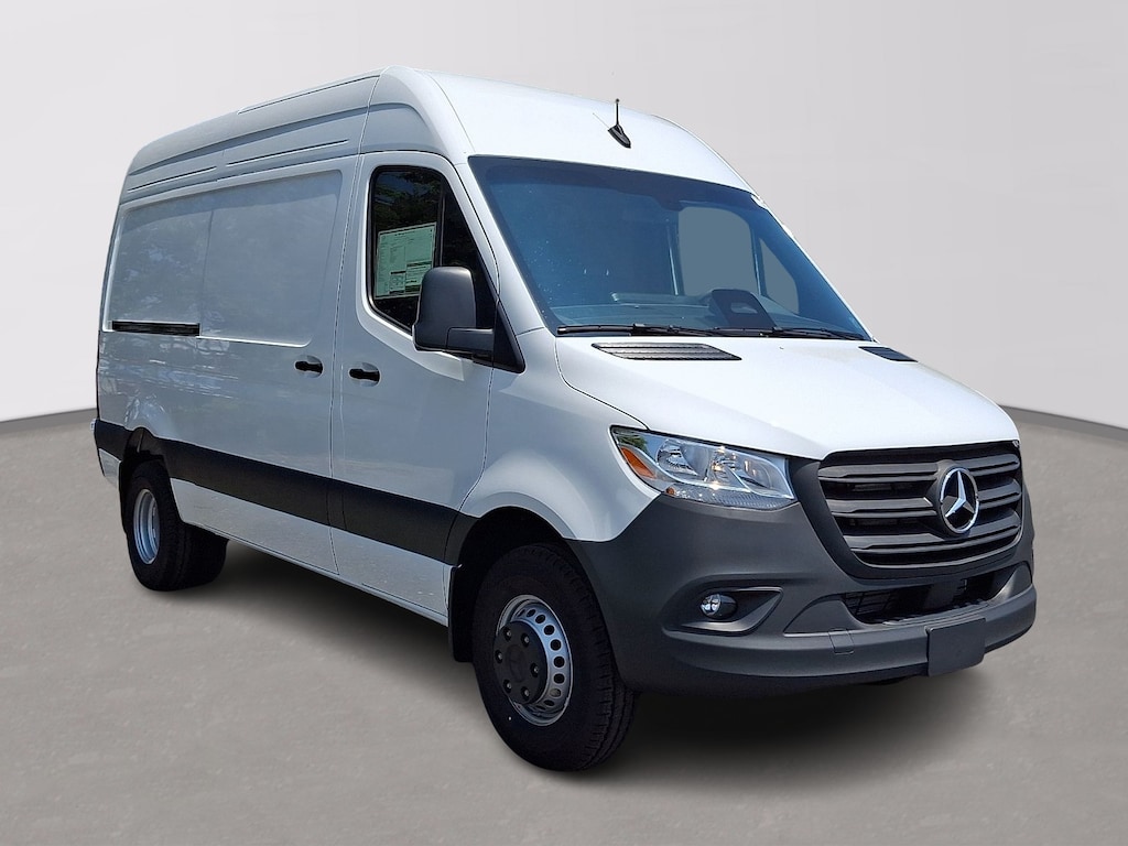 New 2026 Mercedes-Benz Sprinter 3500 Standard Roof 4-Cyl Diesel HO Van Cargo Van