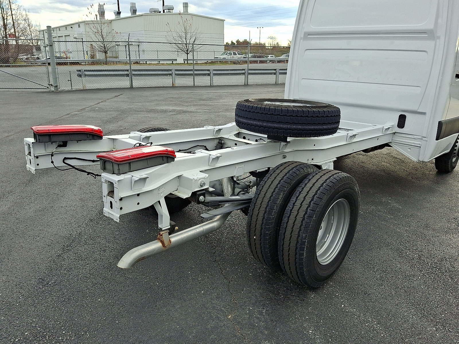 2024 Mercedes-Benz Sprinter Cab Chassis Base - Photo 30