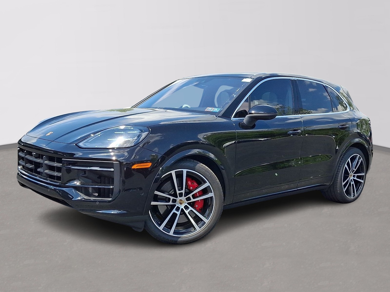 2024 Porsche Cayenne S's photo