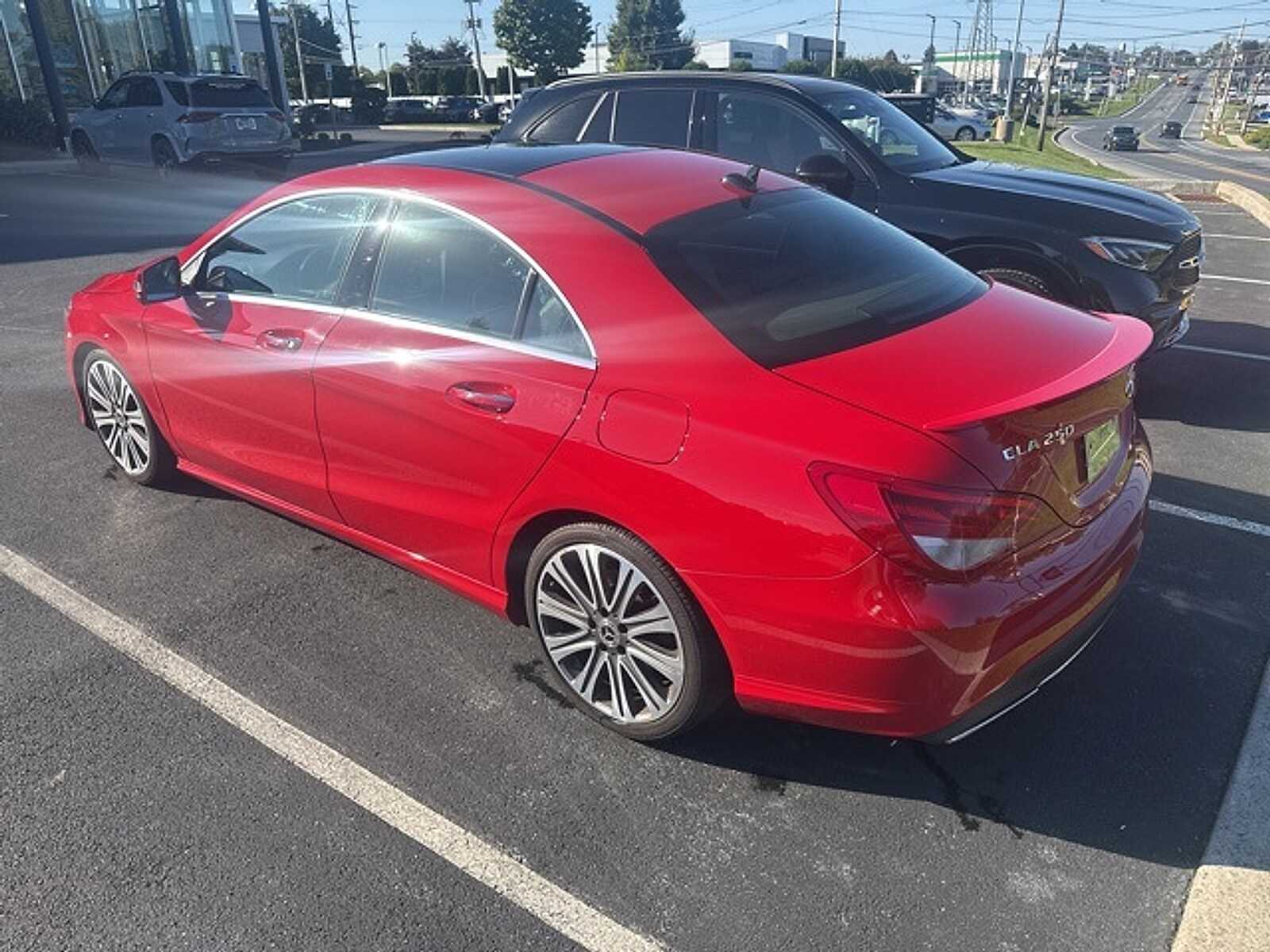 2019 Mercedes Benz CLA 250 4MATIC photo 2