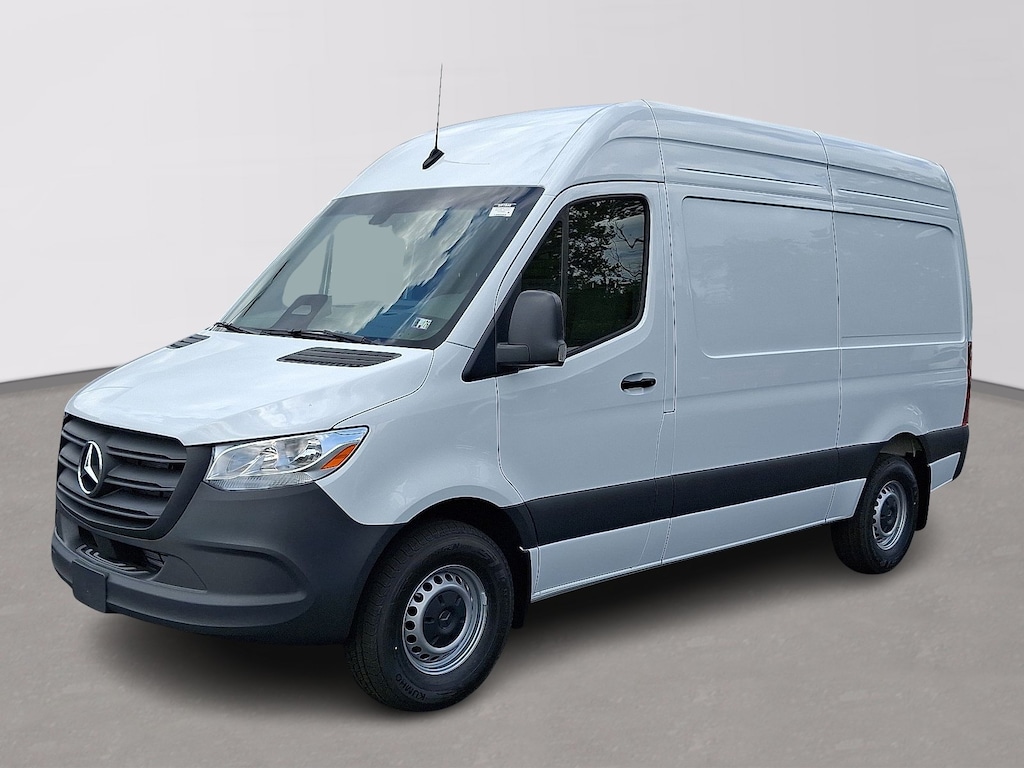 New 2025 Mercedes-Benz Sprinter 2500 Standard Roof 4-Cyl Diesel Van Cargo Van