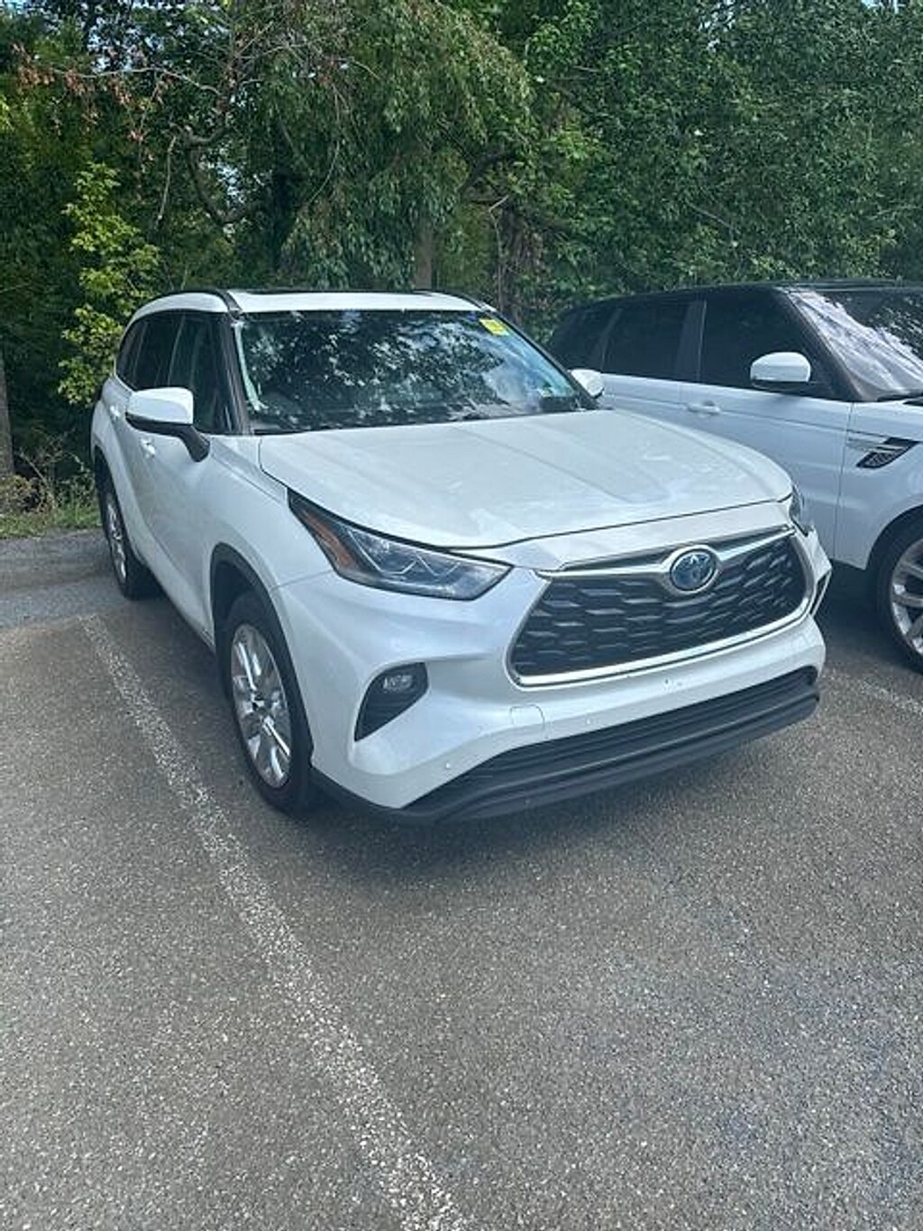 Used 2023 Toyota Highlander Limited SUV