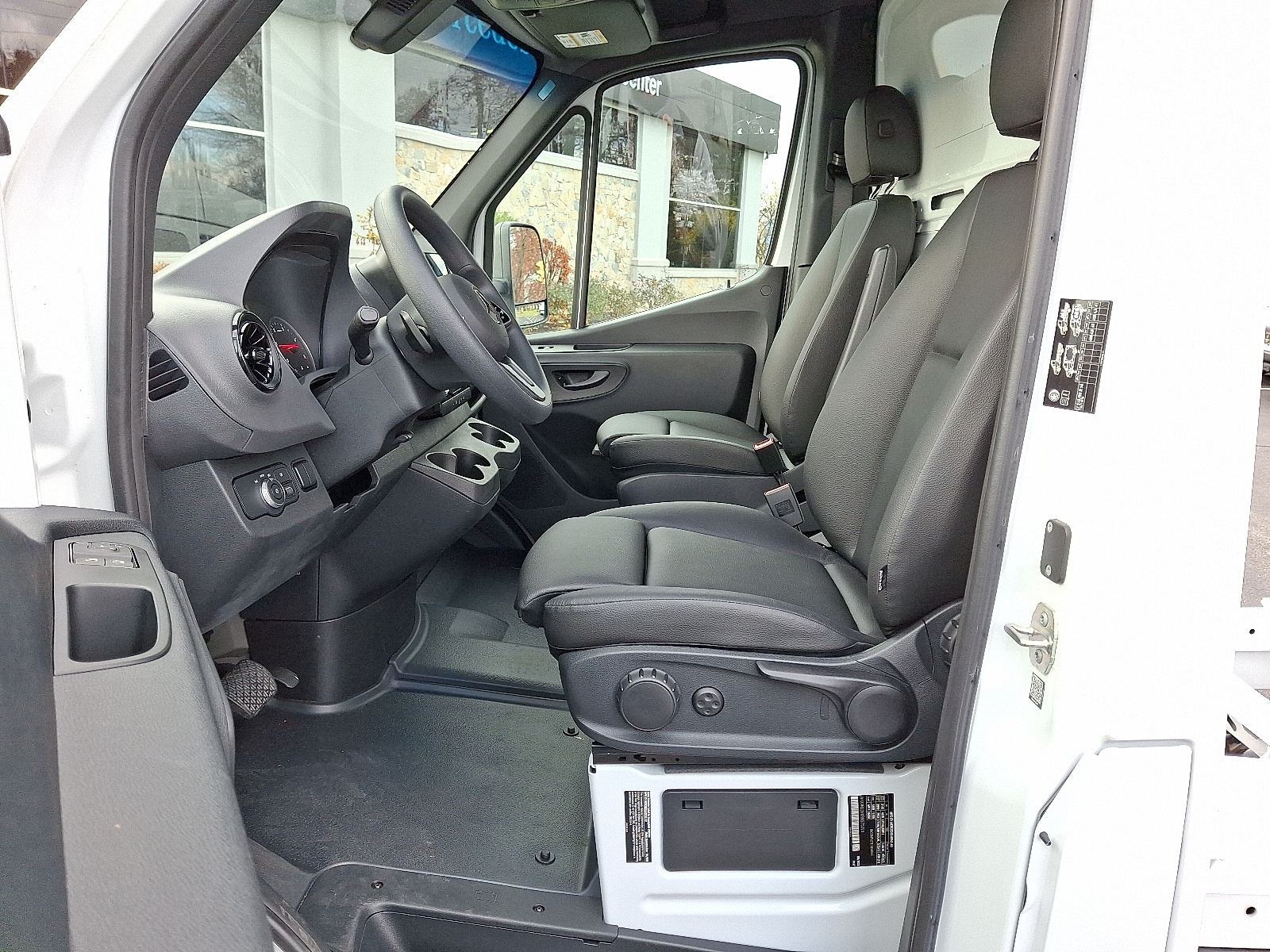 2024 Mercedes-Benz Sprinter Cab Chassis Base - Photo 14