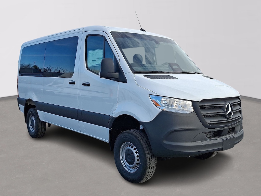 New 2025 Mercedes-Benz Sprinter 2500 Standard Roof 4-Cyl Diesel HO Van Cargo Van