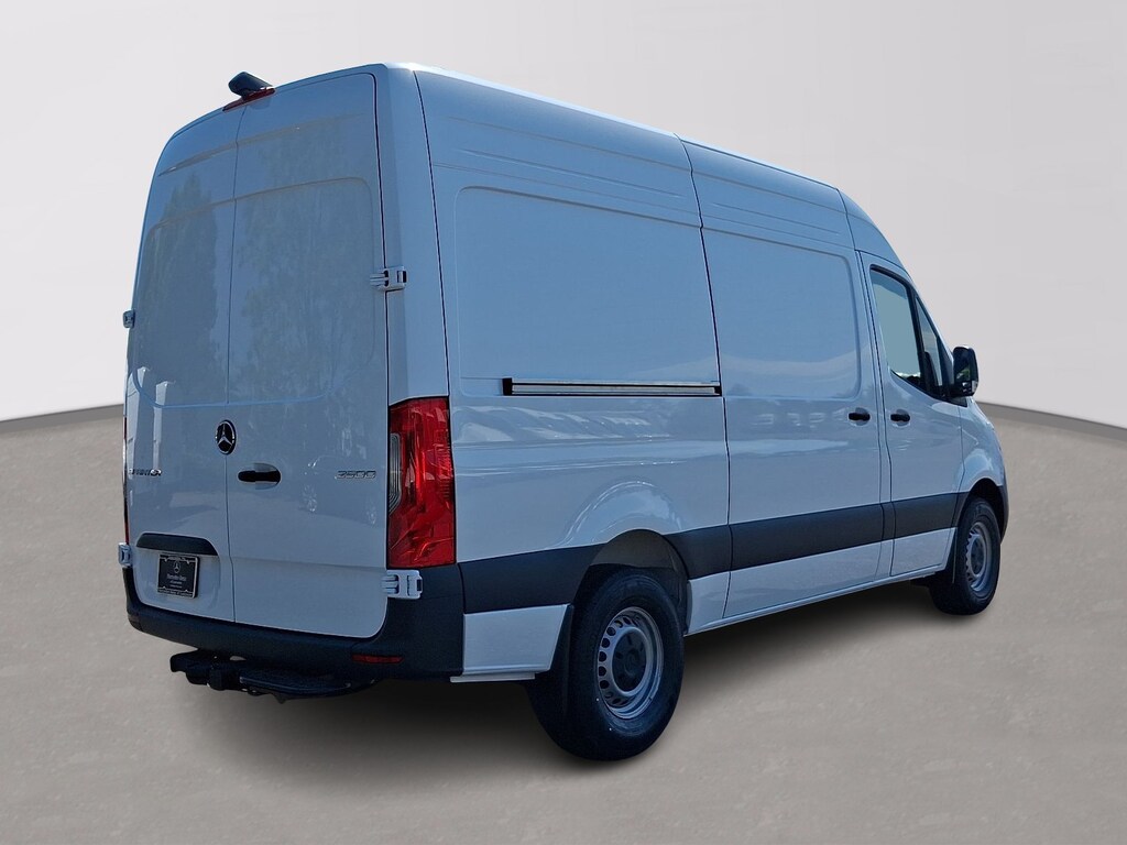 New 2026 Mercedes-Benz Sprinter 2500 Standard Roof 4-Cyl Diesel Van Cargo Van