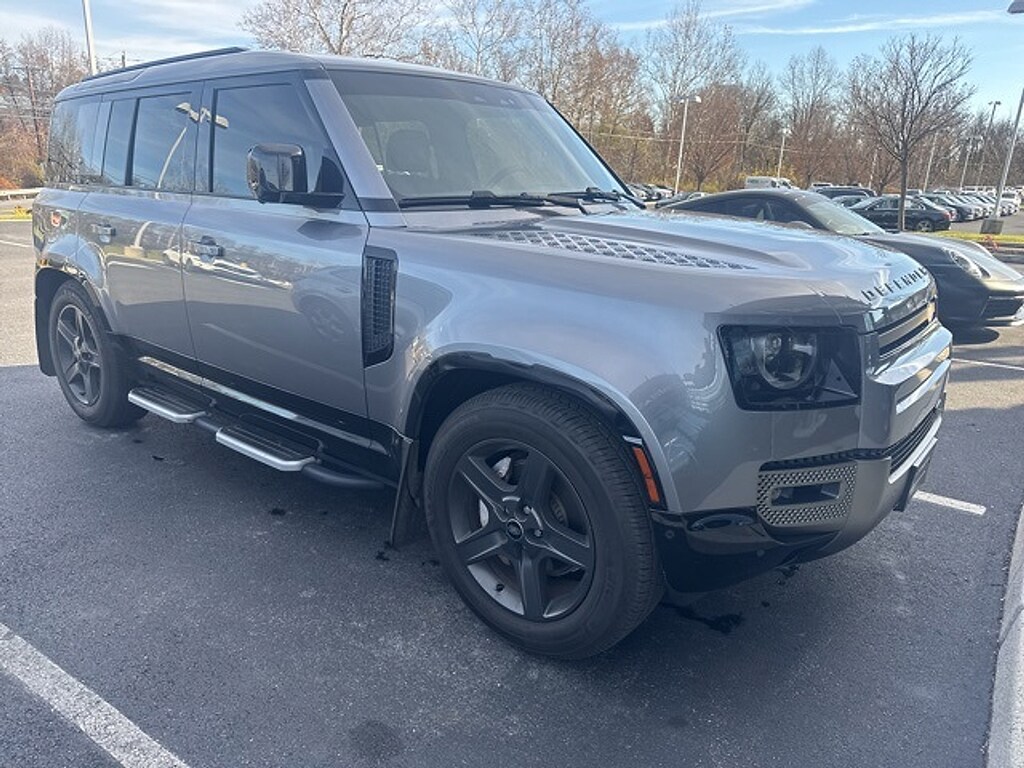 Used 2022 Land Rover Defender X-Dynamic SE SUV