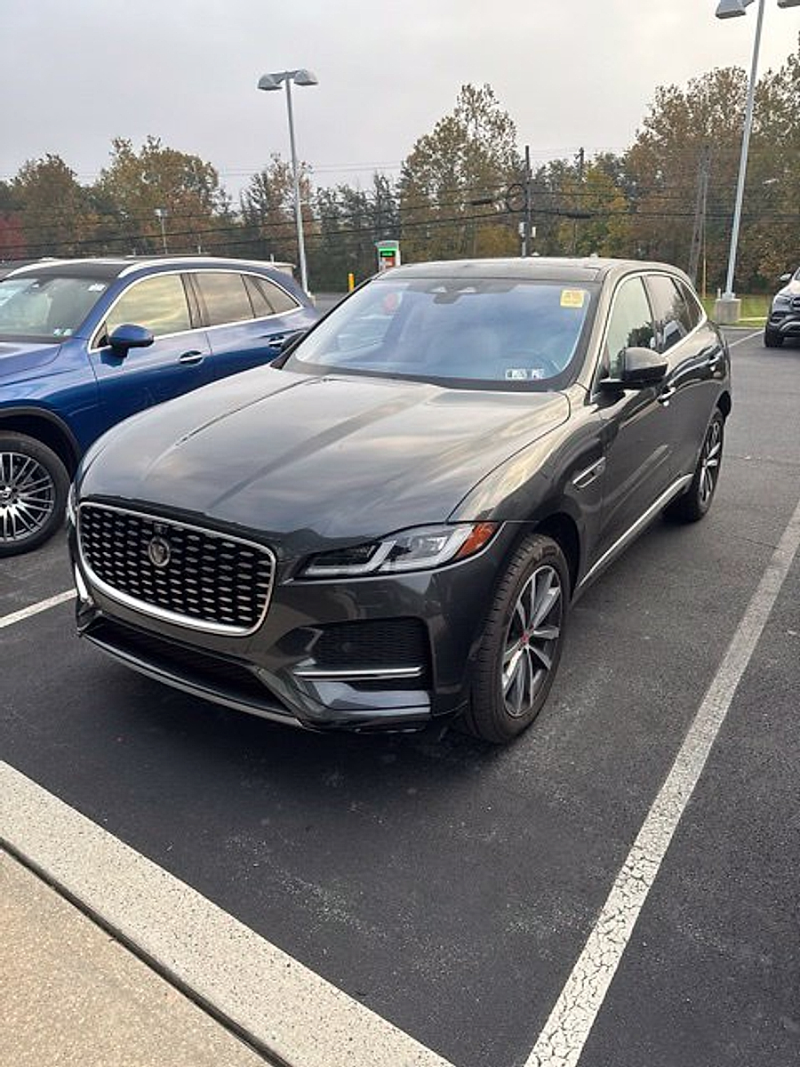  Jaguar F-PACE